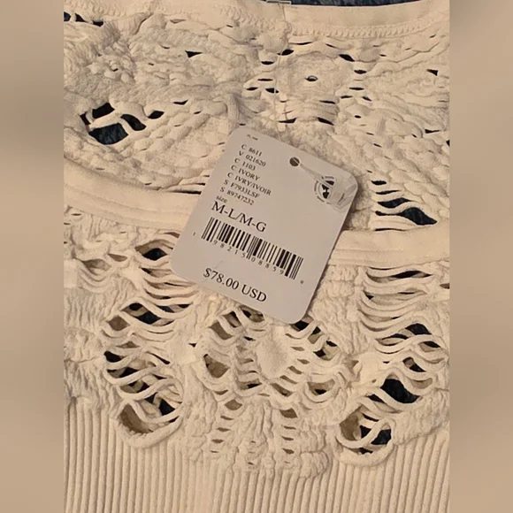 NWT FP Movement Happiness Runs Floral Top Sz M/L - Picture 3 of 4